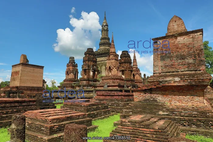 : Wat Mahathat Temple, Royal Sanctuary, Sukhothai, Thailand : Wat Mahathat Temple, Royal Sanctuary, Sukhothai, Thailand