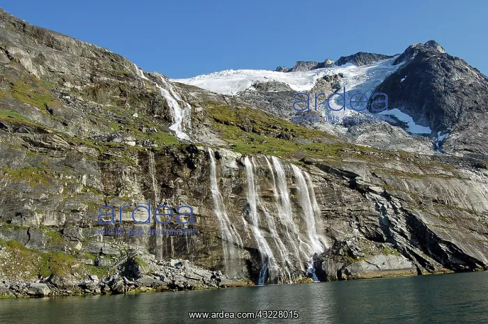 : Waterfalls of Sermitsiaq Glacier in Godthabs : Waterfalls of Sermitsiaq Glacier in Godthabs
