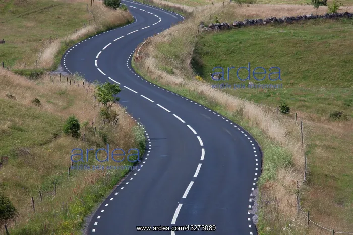 : Winding road in Havaeng - Sweden : Winding road in Havaeng - Sweden