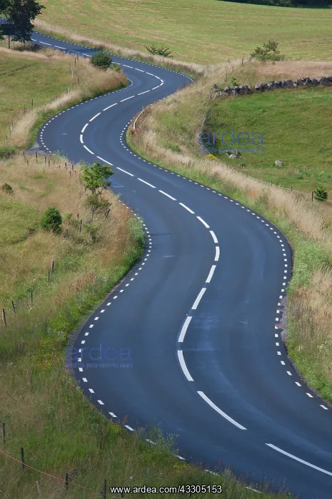 : Winding road in Havaeng - Sweden : Winding road in Havaeng - Sweden