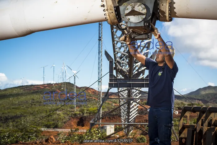 : Worker performing the maintenance of a wind turbine : Worker performing the maintenance of a wind turbine