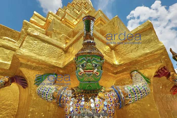 : Yaksha Demon Statue on a golden chedi, Phra Suvarnachedi : Yaksha Demon Statue on a golden chedi, Phra Suvarnachedi