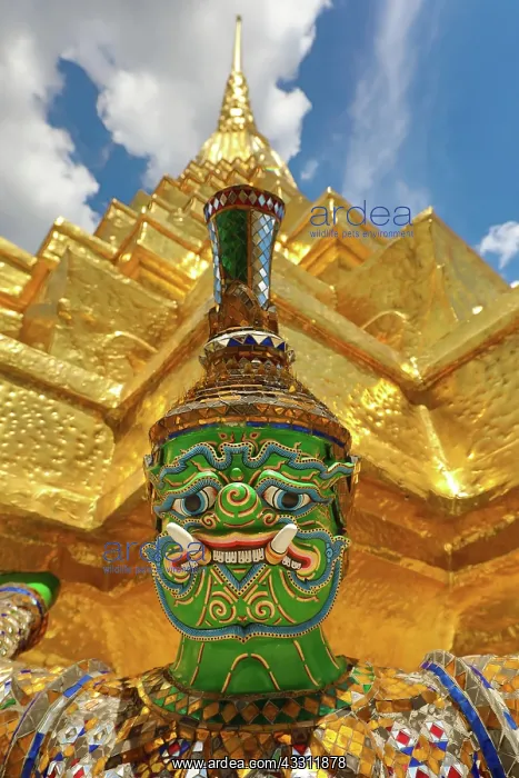 : Yaksha Demon Statue on a golden chedi, Phra Suvarnachedi : Yaksha Demon Statue on a golden chedi, Phra Suvarnachedi