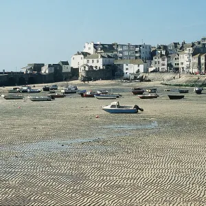Cornwall - Boats at low tide Cornwall - Boats at low tide