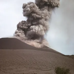KRAKATAU VOLCANO KRAKATAU VOLCANO