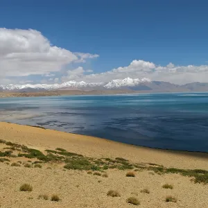 Lake Mansarovar 3, 556m fresh water lake Lake Mansarovar 3, 556m fresh water lake