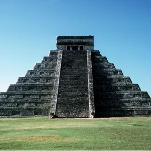 Mexico, Chichen, Itza - The castle Mexico, Chichen, Itza - The castle