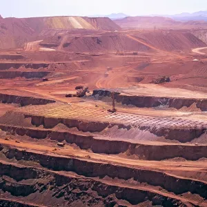 Mt Newman iron mine on Mt Whaleback Worldos largest Mt Newman iron mine on Mt Whaleback Worldos largest
