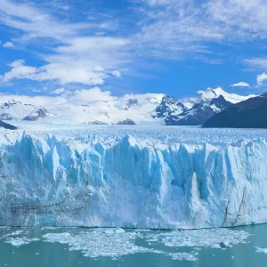 Perito Moreno Glacier - face of glacier Perito Moreno Glacier - face of glacier