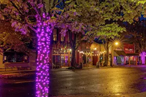 Oregon: 3rd Street in downtown McMinnville, Oregon, USA