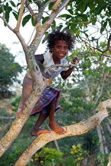 Vanuatu: 6 year old girl