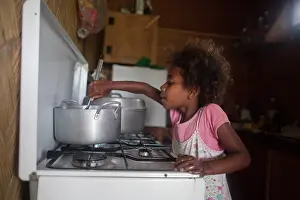 Vanuatu: 6 year old girl