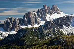 Larix: 80179332 Dolomite Ridge - of the Croda da Lago from
