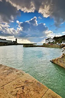 Chapman: 80179687 Porthleven Harbour Cornwall, UK David Chapman