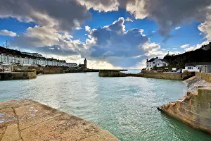 Chapman: 80179688 Porthleven Harbour Cornwall, UK David Chapman