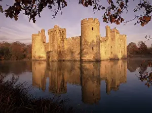 Built: 80183386 Bodiam Castle - moat - (built in 1385)