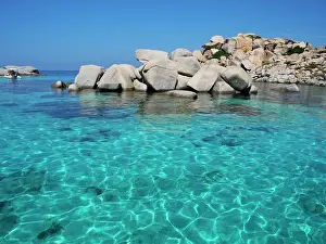 Corsican: 80183992 Lavezzi Island Corsica, France Agenzia