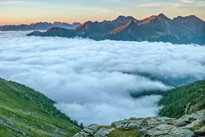 Valleys: 80184012 Lago Corvo Valley (2425m) - with cloud