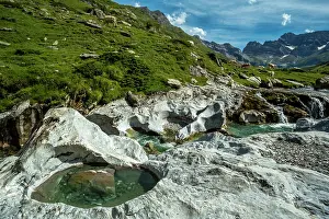 Mountainside: 80184038 The Cirque Of Estaube Hautes Pyrenees