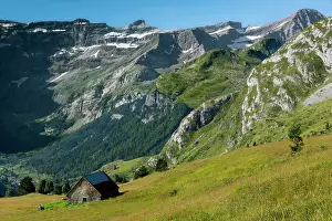 Cirque: 80184063 Plateau de Saugue Cirque Of Gavarnie, Hautes