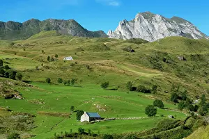 Hautes: 80184066 Plateau de Saugue Hautes Pyrenees, France