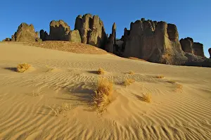 Ventures: 80184190 Rock Formation - Tin Akscheker Sahara