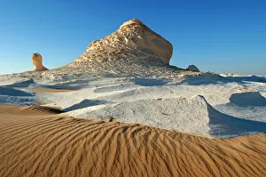 Ventures: 80184210 Rock Formations White Desert, Egypt Agenzia