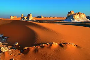 Ventures: 80184212 Rock Formations White Desert, Egypt Agenzia