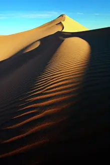 Ventures: 80184222 Desert Dunes - big sandy sea Egypt Agenzia