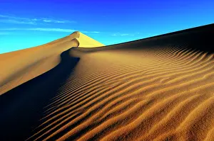 Ventures: 80184223 Desert Dunes - big sandy sea Egypt Agenzia