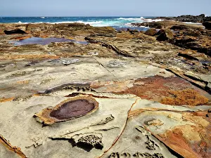 Jean-marc La Roque: 80184619 Rock Formation Marengo near Apollo Bay