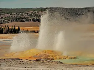 Basin: 80184790 Clepsydra Geyser Lower Geyser Basin, Yellowstone