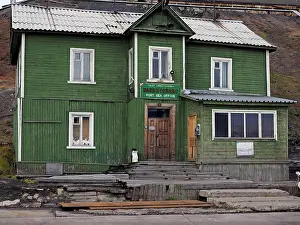 Office: 80184819 Barentsburg - port office house Svalbard