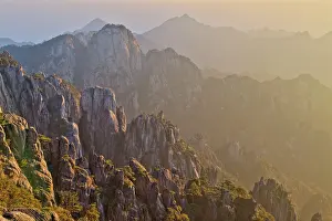 Huangshan: 80185369 Yellow Mountains (Huangshan) Dawn Light