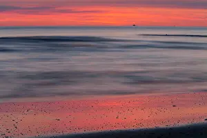 Texel: 80186142 Dusk over the North Sea - atmospheric abstract