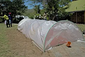 Clean: 80186917 Constructing clean green affordable portable