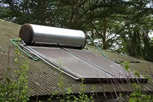 Mark Boulton: 80186946 Solar hot water heater cottage Elsamere
