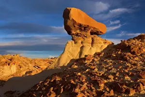 Artfully: 80187193 Hoodoo and Badlands - artfully sculpted