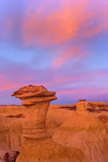 Artfully: 80187202 Hoodoos and Badlands - artfully sculpted