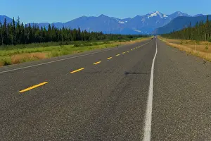 Highway: 80187224 Alaska Highway - paved ALCAN approaches