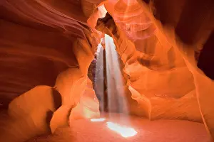 Breaking: 80187255 Antelope Canyon - two sunbeams breaking