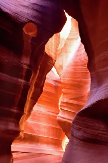 Walls: 80187259 Antelope Canyon - convoluted walls of this