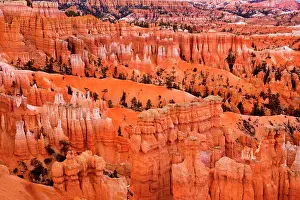 Spires: 80187383 Bryce Canyon - view onto sandstone spires