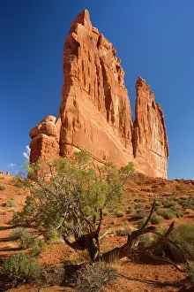 Called: 80187436 Courthouse Towers - sandstone butte called