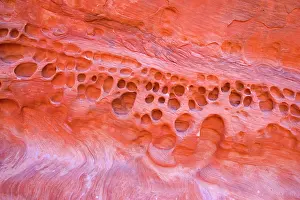 Washed: 80187542 erosion pattern - by wind and water washed
