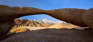 Sierra: 80187761 Lathe Arch - mountain range of the Sierra