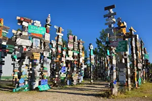 Massive: 80188046 Sign Post Forest - famous massive collection
