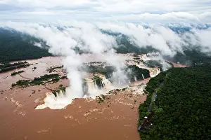 Chris Brunskill: 80188386 Iguacu Falls Iguacu National Park, Brazil