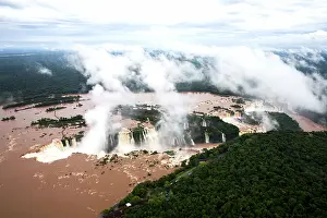 Chris Brunskill: 80188387 Iguacu Falls Iguacu National Park, Brazil