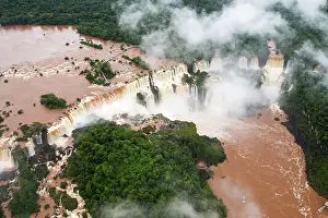 Chris Brunskill: 80188390 Iguacu Falls Iguacu National Park, Brazil